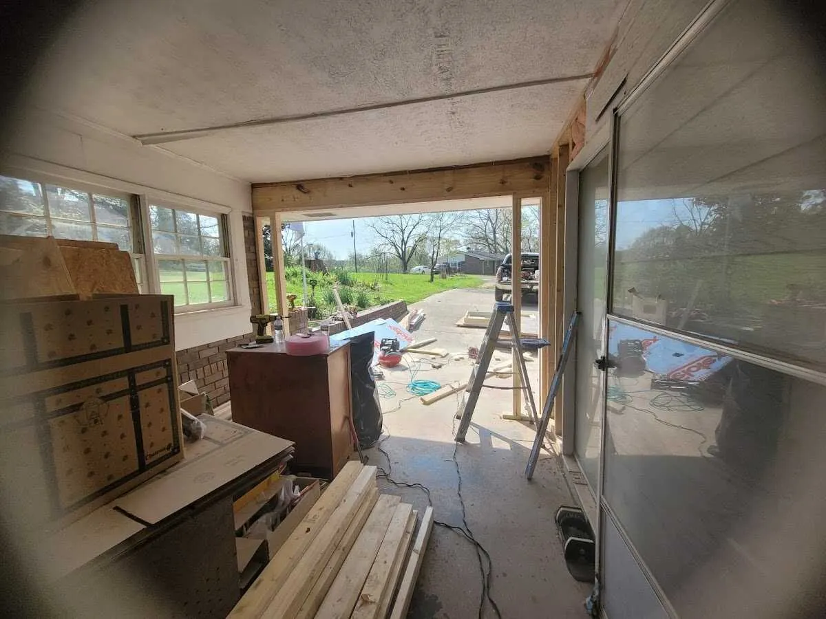 Air movers and dehumidifier for Water Mitigation Services in Powell